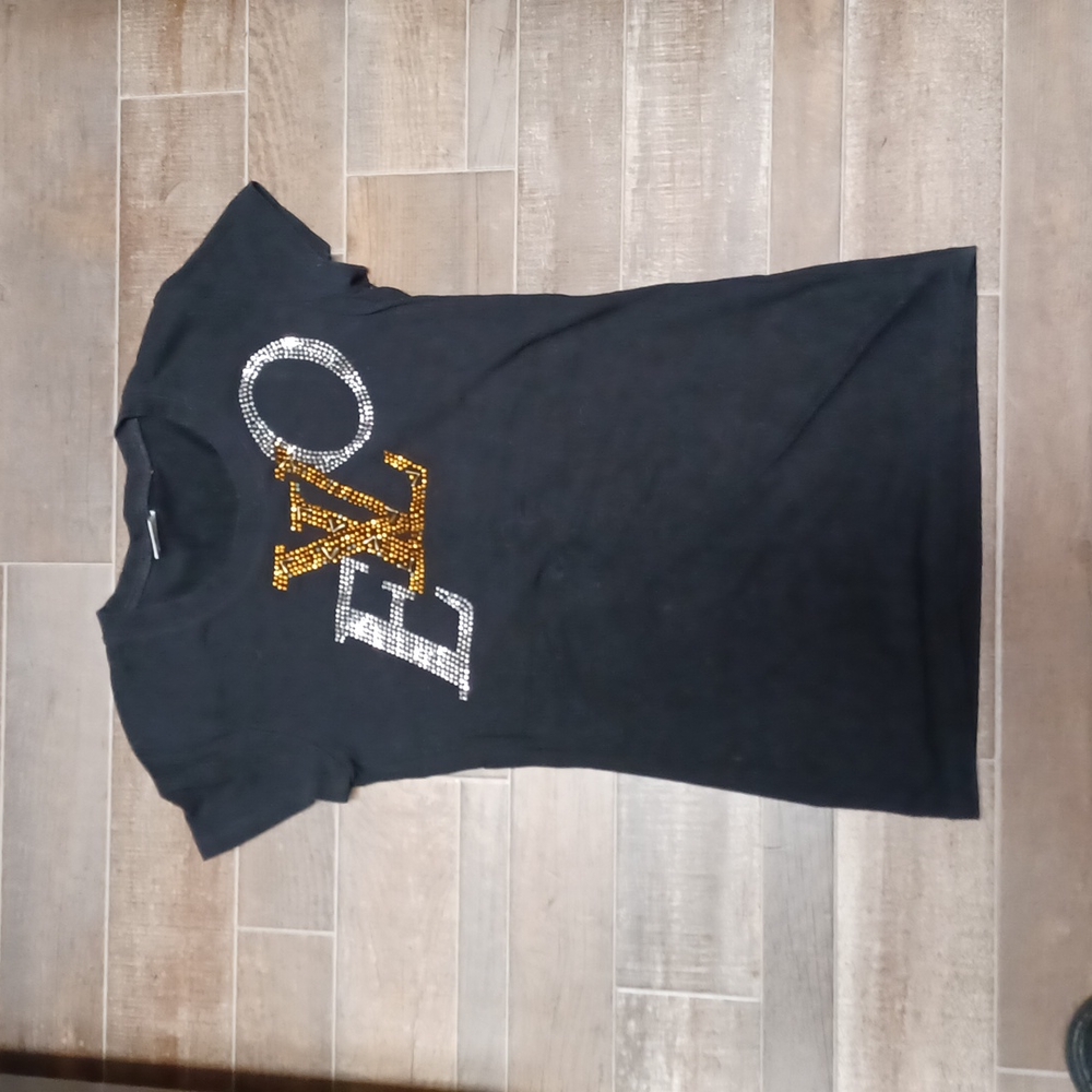 Womens R Rouge U.S.A size lg T bundle - Picture 3 of 4